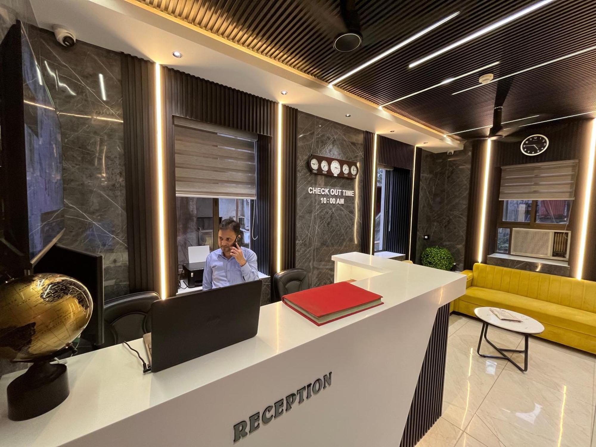 National - Grant Road Hotel Bombay