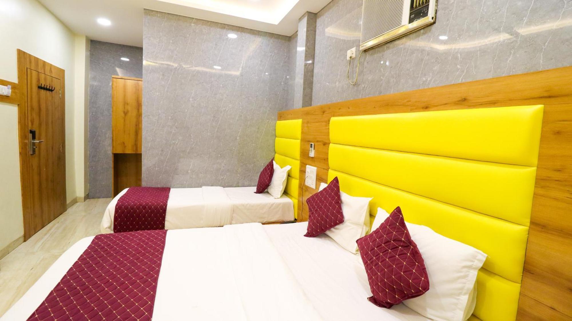 National - Grant Road Hotel Bombay