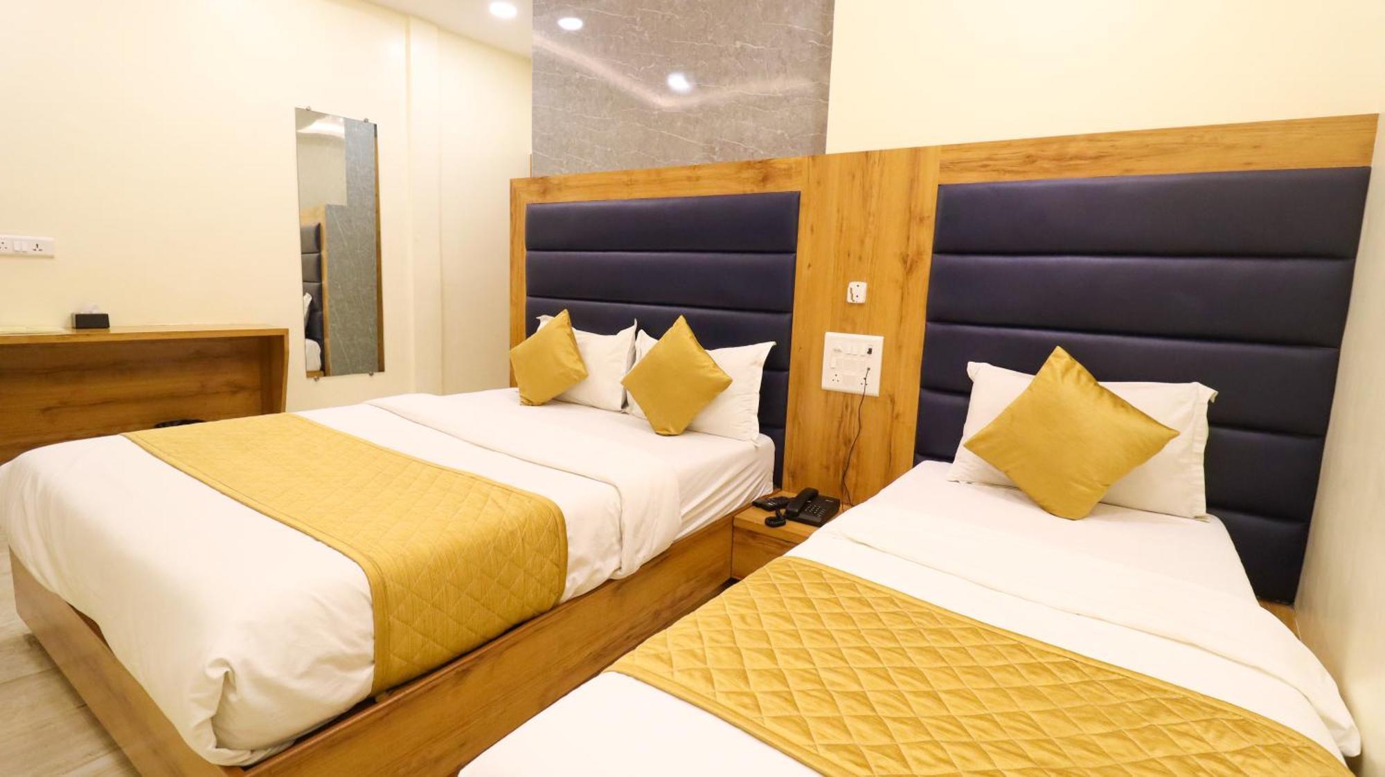 National - Grant Road Hotel Bombay